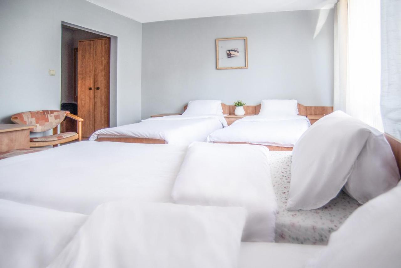 Promyk Hotel Rewal Ngoại thất bức ảnh