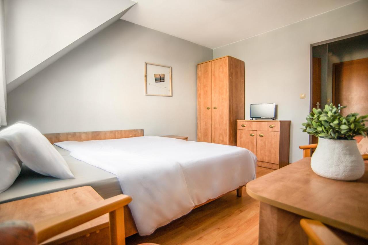 Promyk Hotel Rewal Ngoại thất bức ảnh