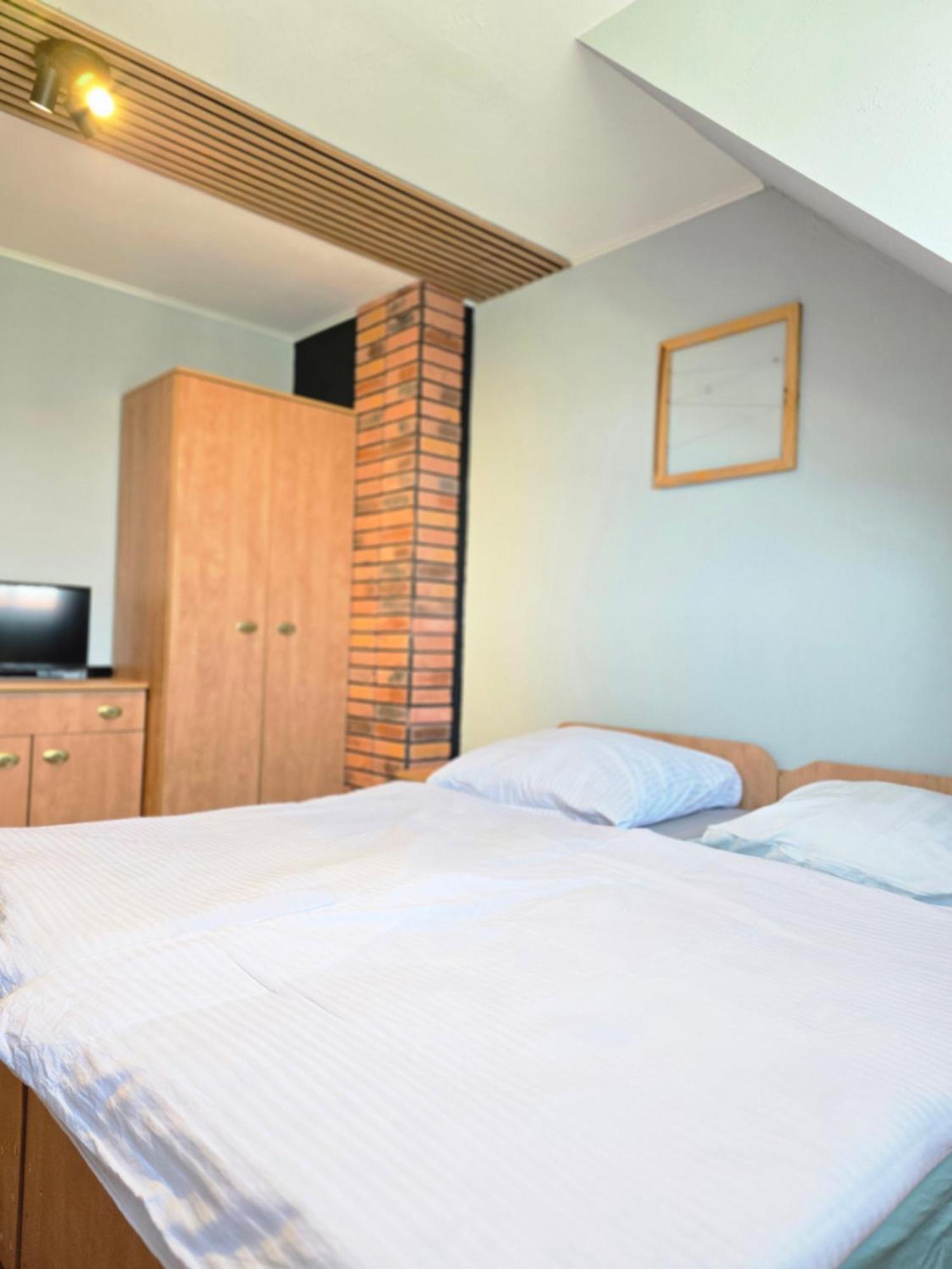 Promyk Hotel Rewal Ngoại thất bức ảnh
